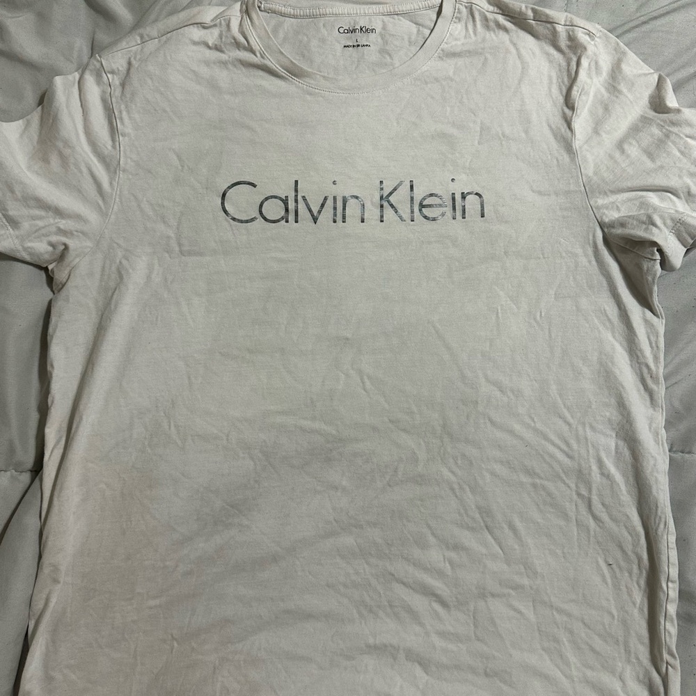Calvin Klein T Shirt
